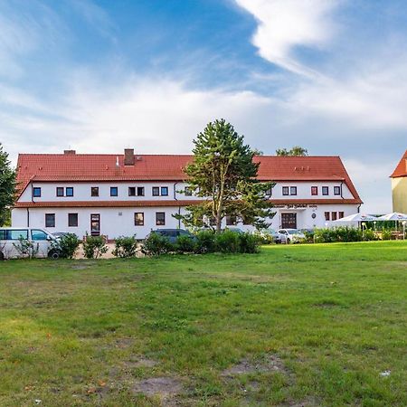 Hotel Und Restaurant "Zur Zwiebel" Peenemunde Exteriör bild