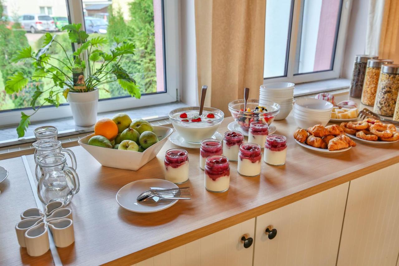 Hotel Und Restaurant "Zur Zwiebel" Peenemunde Exteriör bild