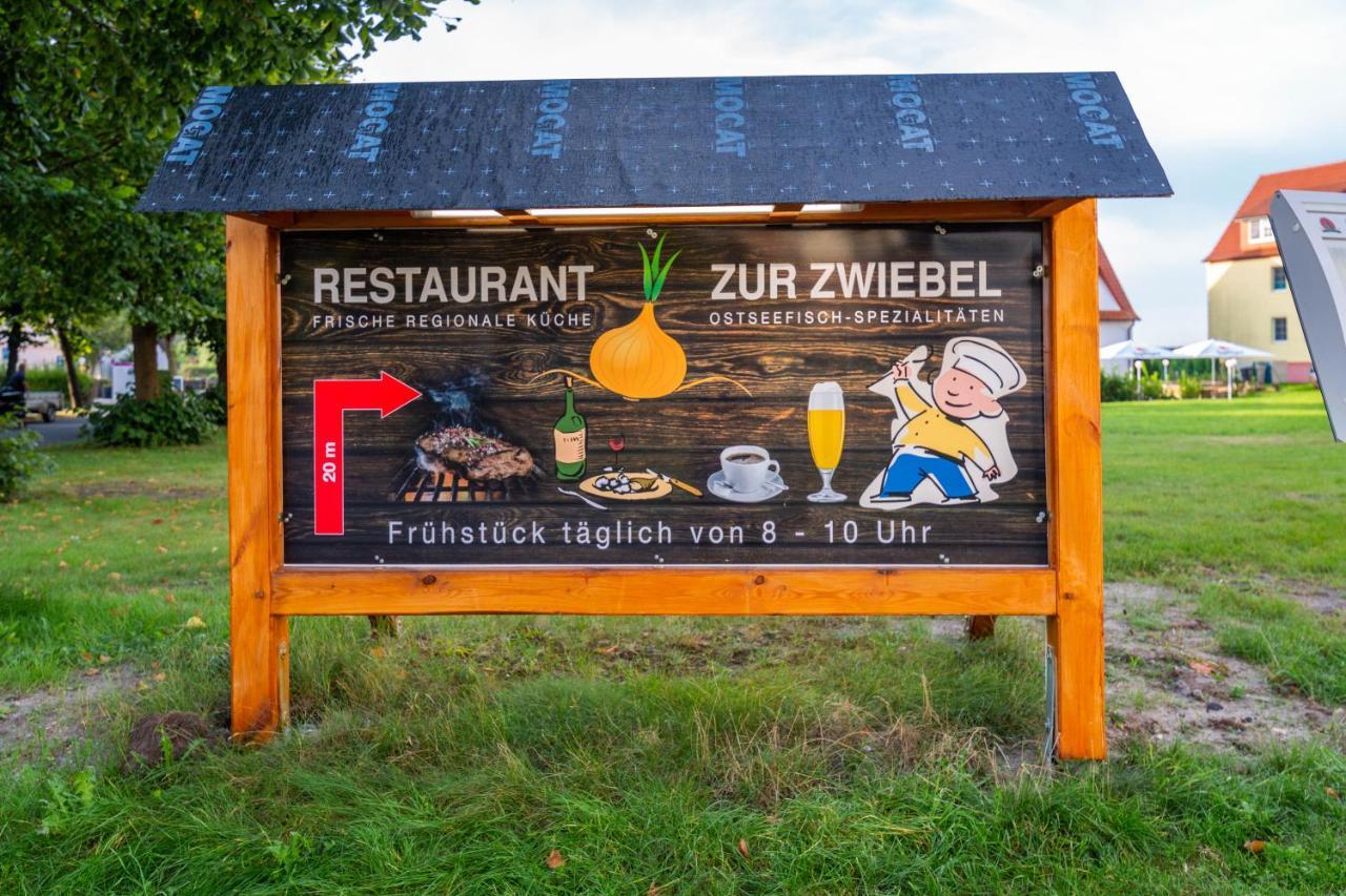 Hotel Und Restaurant "Zur Zwiebel" Peenemunde Exteriör bild